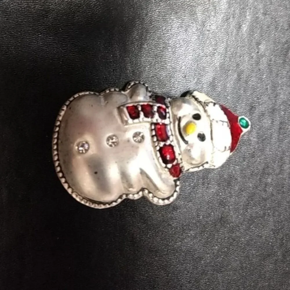 Silver tone vintage snowman brooch